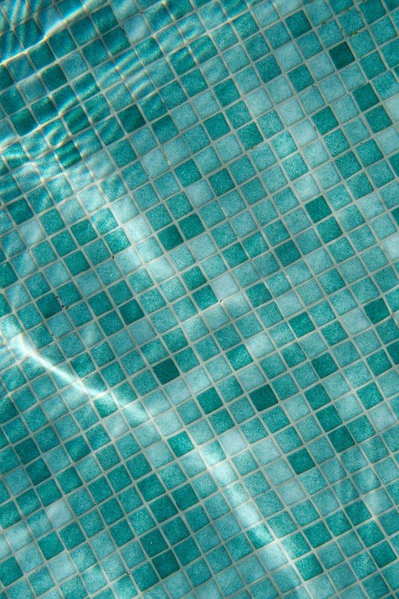 Wassersicherheits- und Selbstrettungskurse